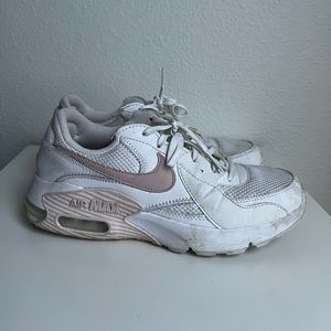 pink Nike air max